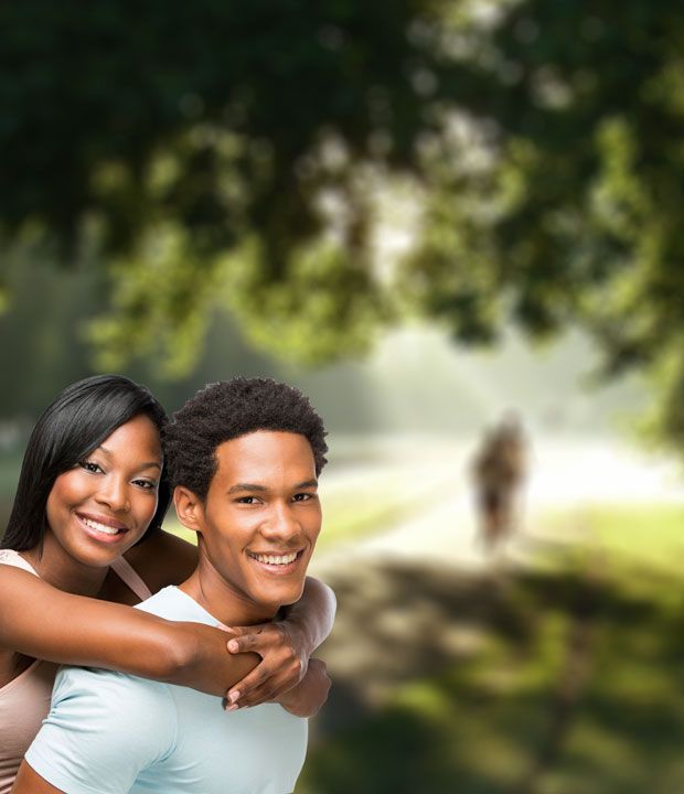 Kara a struggling law student, works at NewStars to pay her bills